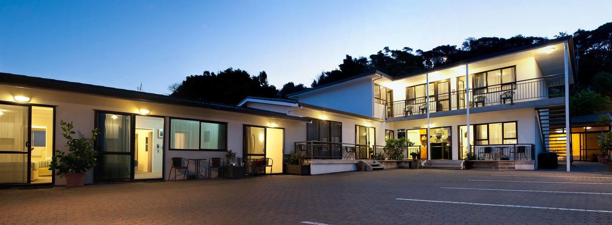 Outrigger Motel Paihia Exterior photo